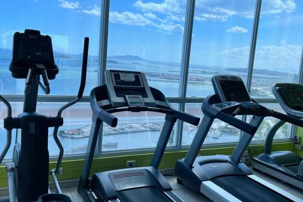 Apartment for sale ocean view near casco antiguo