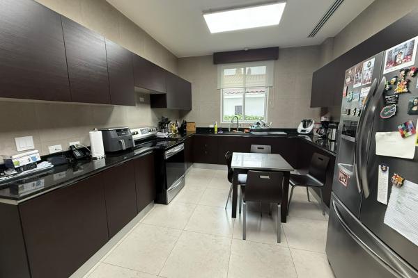 Venta de casa en fairway estates, santa maría