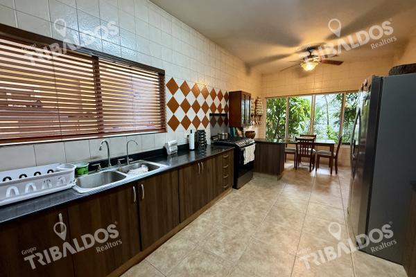 Venta de casa en las perlas, costa del este