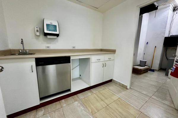 Ph office one office of 176m2 in obarrio