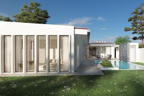 House on coronado beach 396k, access to golf cours