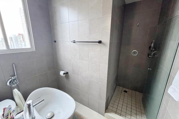 Alquiler apartamento (línea blanca)