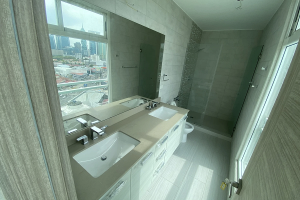 Sale of apartment in ph the towers san francisco