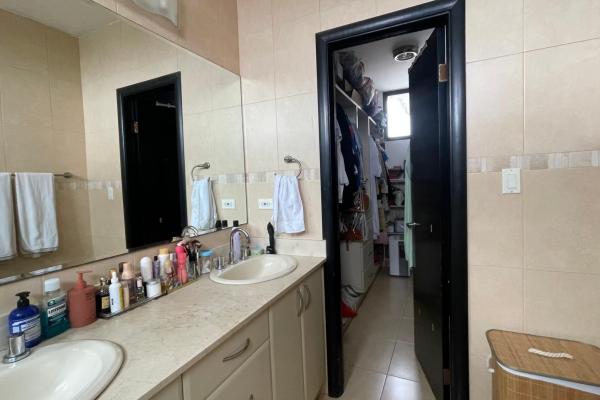 Apartamento en venta en parque del mar 1