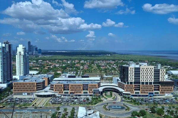 Elegant 2-bedroom apartment with panoramic view