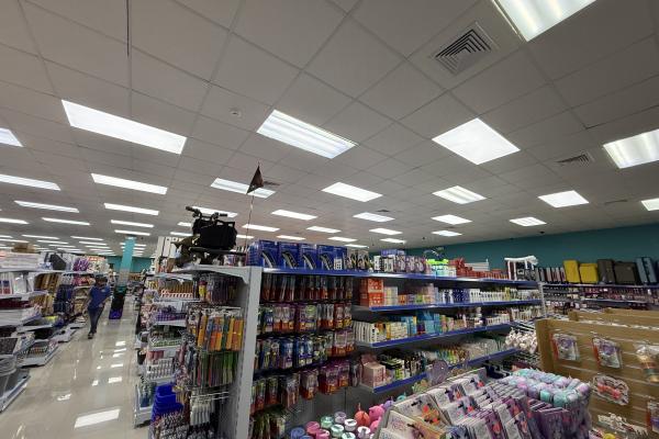 Se vende local comercial con galera bodega
