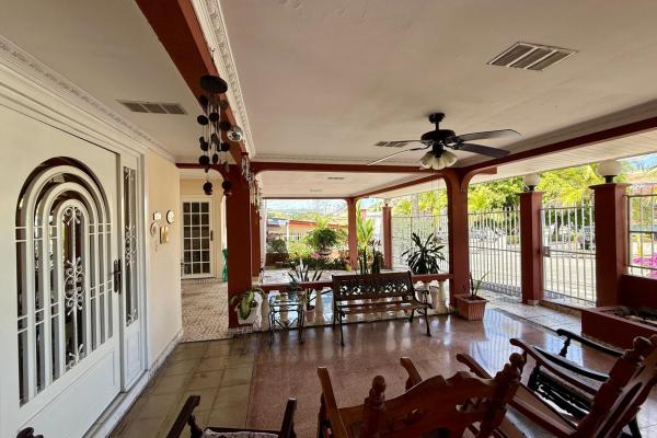 For sale house in el bosque
