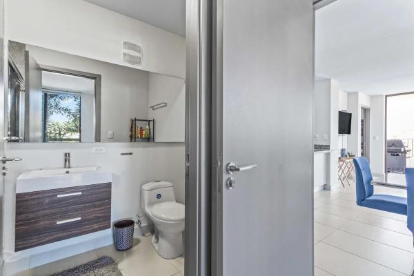 Condominio de 2 recámaras en venta o renta en la ensenada