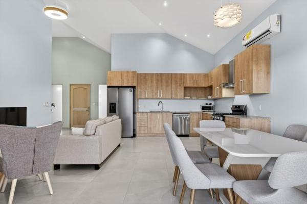 Casa moderna con vista al mar en andromeda estates pedasi