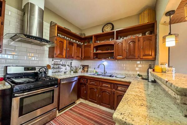 Home with pool on a 2,239 m² lot