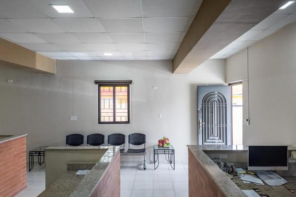 Commercial building for sale in downtown david