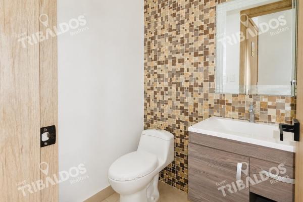 Venta de oficina amoblada en bicsa | 455 m² | 8 parkings | vista a la bahia