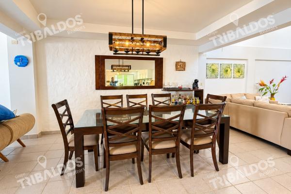 Venta de casa frente al mar en san carlos, con acceso a la playa y 5 recámaras