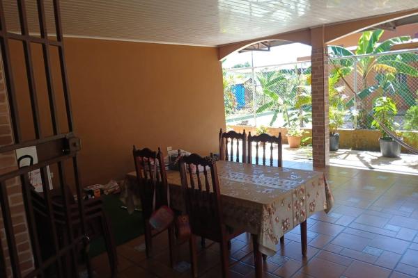 Se vende casa de 2 pisos