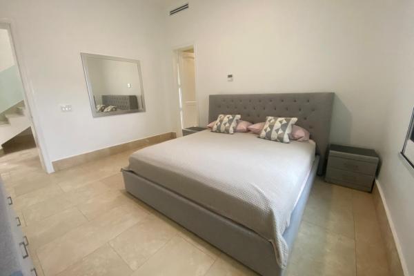 Sale of house in santa maria