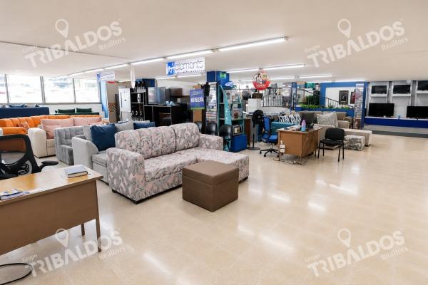 (negociable) venta de edificio comercial en calidonia