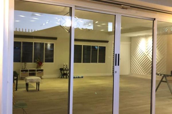 Vivienda con potencial residencial o comercial.