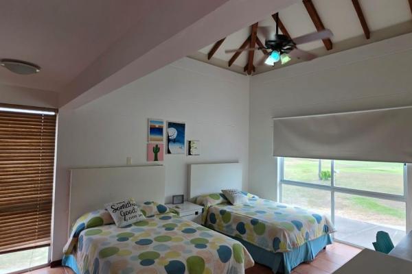 Corner townhouse in costa blanca villas decameron