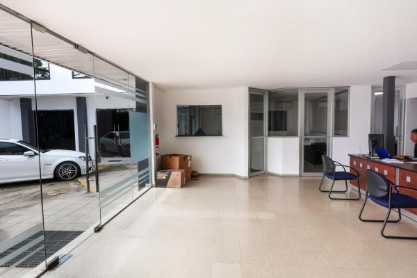 Warehouse for sale in parque lefevre
