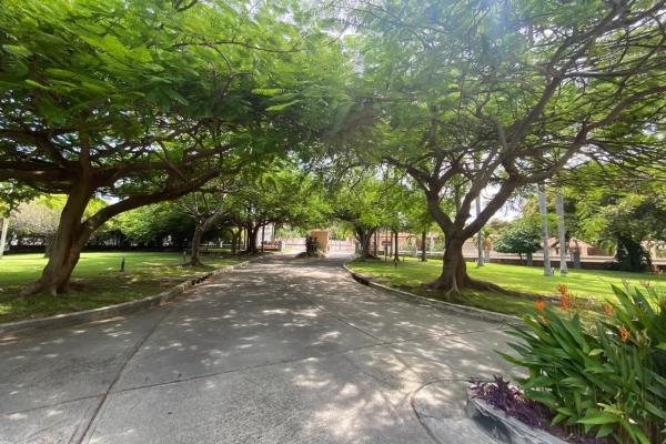 Apartamento de 4 habitaciones en edificio ph el alcazar, en coronado golf