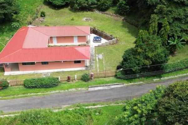 Mountain home for sale in altos del maria w/ land