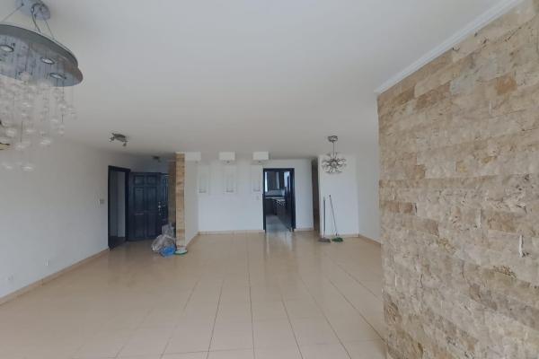 Se vende apartamento marbella tower ii, reposeído