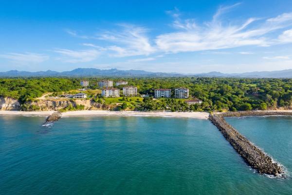 Condominio de 2 recámaras en venta o renta en la ensenada