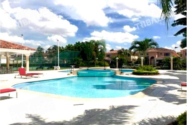 Venta de casa en costa bay en costa del este