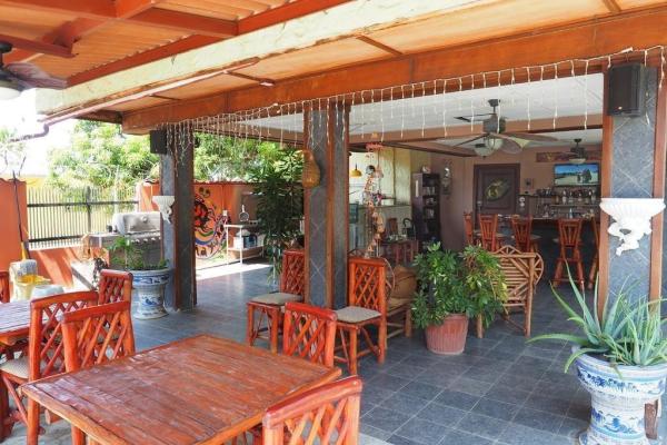 For sale: bed & breakfast project in chame