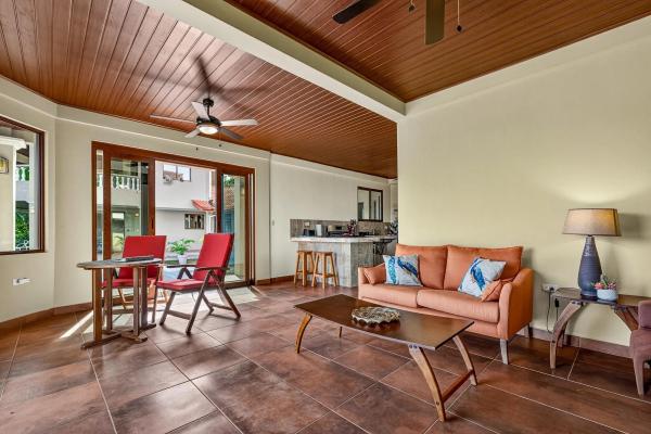 Ocean view villa with 6 apartments and pool