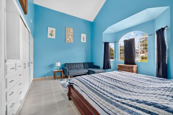 Fully furnished alto boquete home for sale