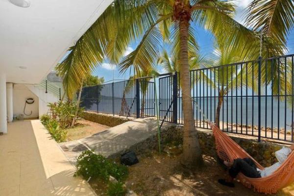 Id 10037 oceanfront italian villa 20 minutes away