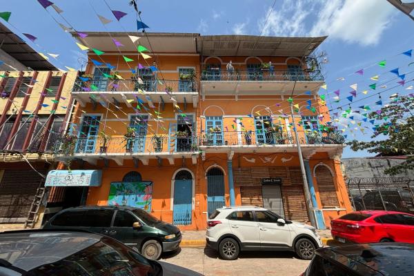 Edificio para hotel boutique o airbnb en santa ana. (casa helena)