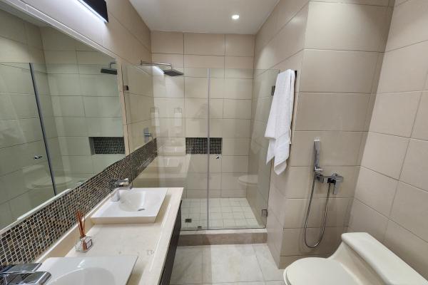 Venta de apartamento en ocean waves nueva gorgona