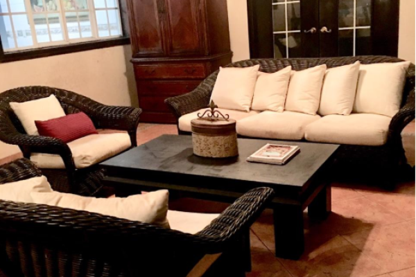 Venta de casa en costa bay en costa del este