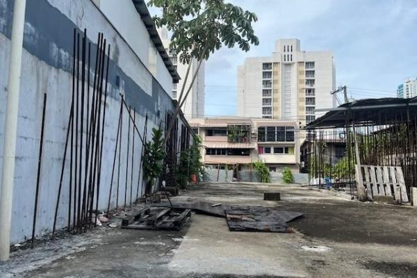 Strategic lot with existing foundations for sale