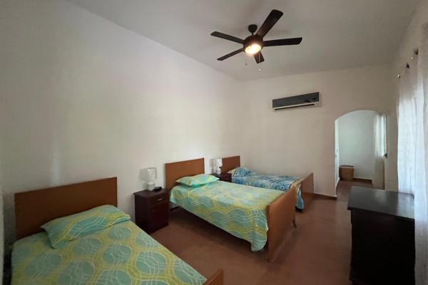 House in playa corona with large land