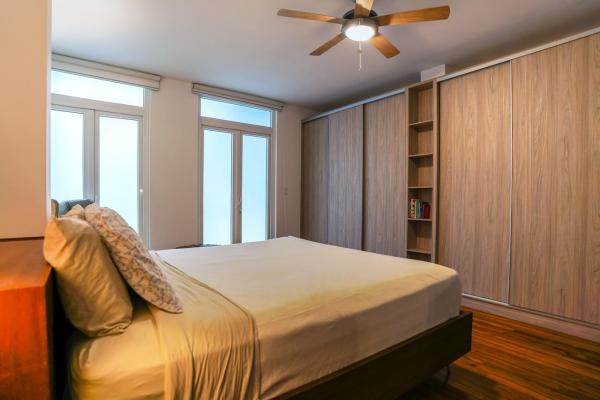Se vende apartamento en casco viejo, star & herald