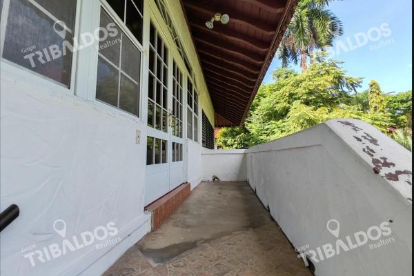 Sale of house in albrook