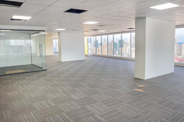 Alquiler de oficina en evolution tower