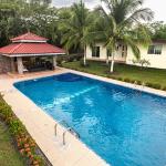 Casa en alquiler o venta en las uvas, san carlos