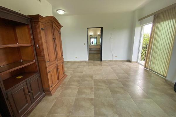 Apartamento de 4 habitaciones en edificio ph el alcazar, en coronado golf