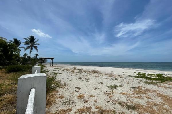 Venta de terreno con acceso al mar en rio hato