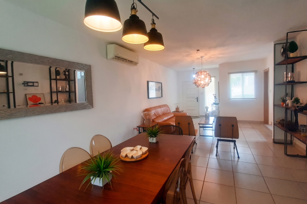 House for sale in brisas del golf, victoria condominium.