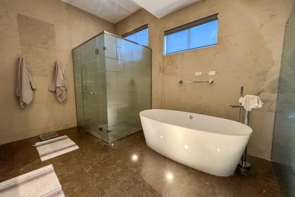 Luxury penthouse in panama city panama