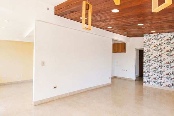 Sale of commercial or residential house in los angeles betania