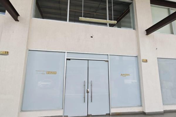Local comercial en milla 8 se alquila / se vende