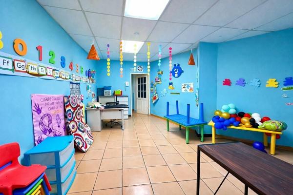 Propiedad comercial en venta o alquiler – uso multifuncional