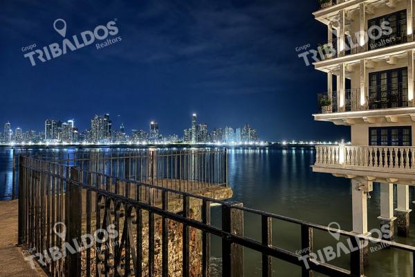 Residential building for sale in casco antiguo