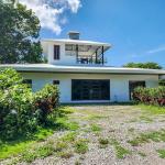 Four-bedroom ocean view home in boca chica